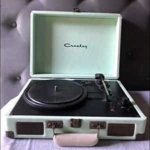 Crosley vintage record player